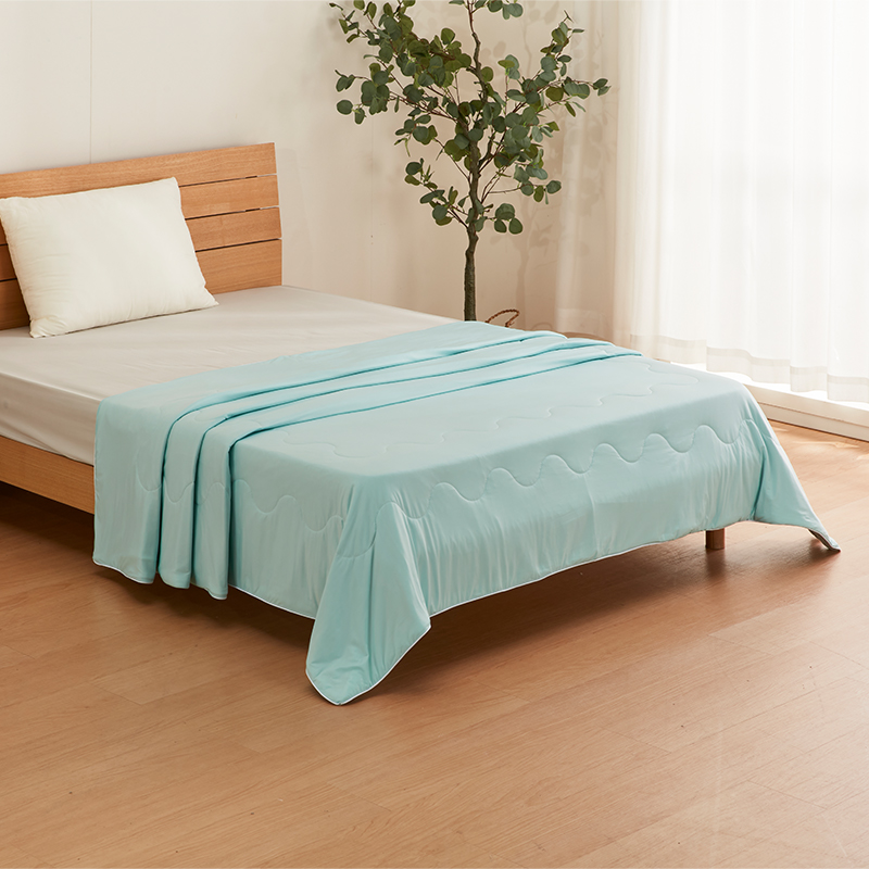 NITORI家用棉花糖舒柔薄被