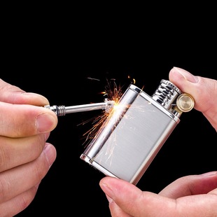 二合一万次火柴煤油打火机复古两用打火机 首领CF210老式 祝融