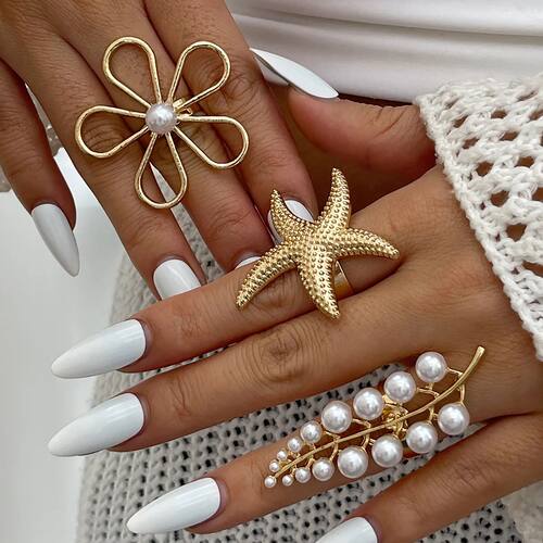 Exaggerated Metal Flower Starfish Pearl Rings for Women