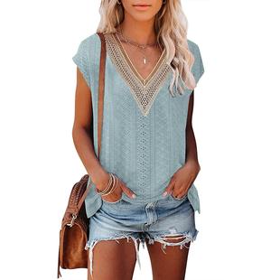 Women's T-shirt with perforated collar and lace T-shirt