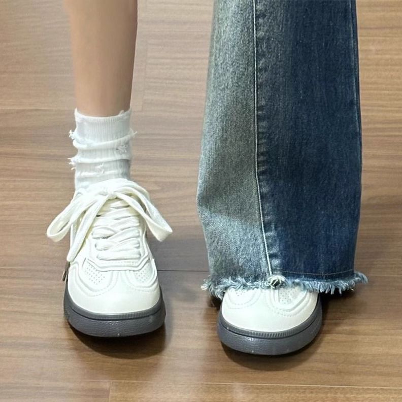 米白色通勤秋季滑板鞋女ins厚底