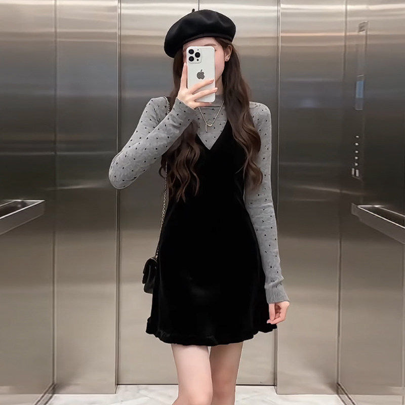 春装女2026超火减龄一整套独特气质千金感小香风丝绒背心裙子套装