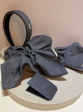 韩系高级感灰色条纹发箍方巾发圈高级感字母小金标慵懒风头绳抓夹