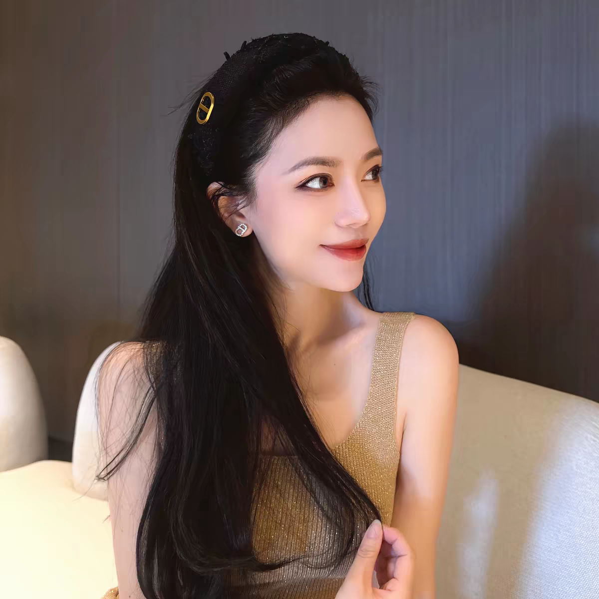 杨杨同款黑色粗花呢猪鼻子字母发箍女2026新款高级高颅顶气质发卡