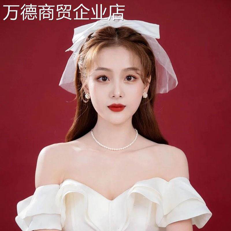 领证登记小头纱新款新娘短简单款遮蝴蝶结白纱礼服配饰跟妆造型