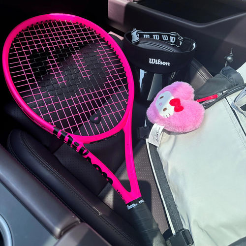 威尔胜巴黎粉时尚网球拍