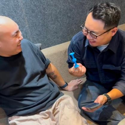 粘粘乐创意整蛊秃子乐搞笑吸盘飞镖吸力球互动投掷玩具硅胶吸吸乐