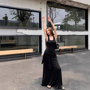 簡約通勤氣質修身 辣妹御姐工字背心黑色收腰連衣裙女夏季 云織引