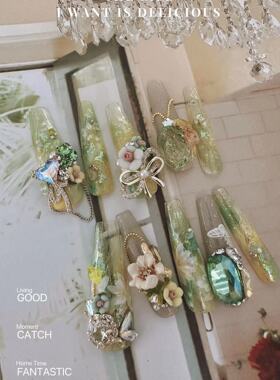 2023新款6月【春日花语】黄绿色敲显白美甲穿戴手工高定甲片