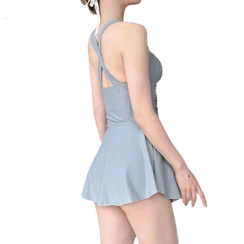 绝美泳衣女2025新款泡温泉小个子高级感保守遮肚显瘦挂脖女士泳装