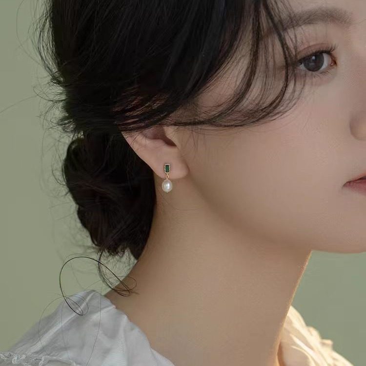 强光淡水小米珍珠耳钉女祖母绿锆石耳坠原创中国风轻奢时尚耳饰品,饰品/流行首饰/时尚饰品新,耳环,淘宝优惠券,粉丝福利购,淘宝优惠卷