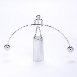 平衡小钢铁侠牛顿摆球永动机装饰坚不可摧的创意家居摆动装置单摆