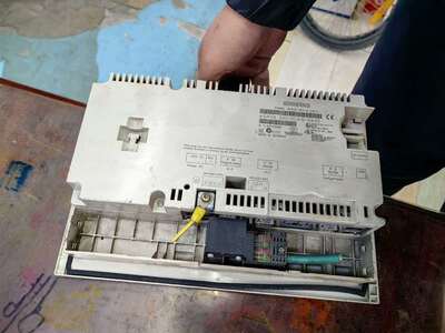 西门子触摸屏6AV6542-0CA10-0AX0二手拆机成