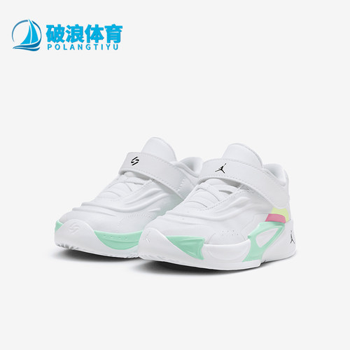 耐克婴童潮流魔术贴防滑休闲鞋