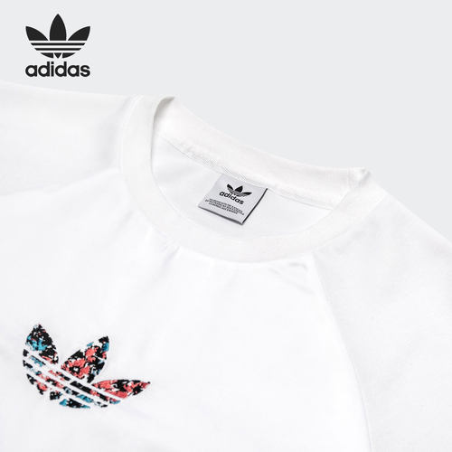 圆领品牌LOGO运动连衣裙