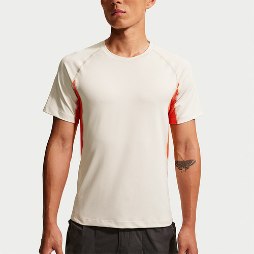 Nike/耐克正品新款男士简约刺绣休闲经典运动短袖T恤IO1453-104