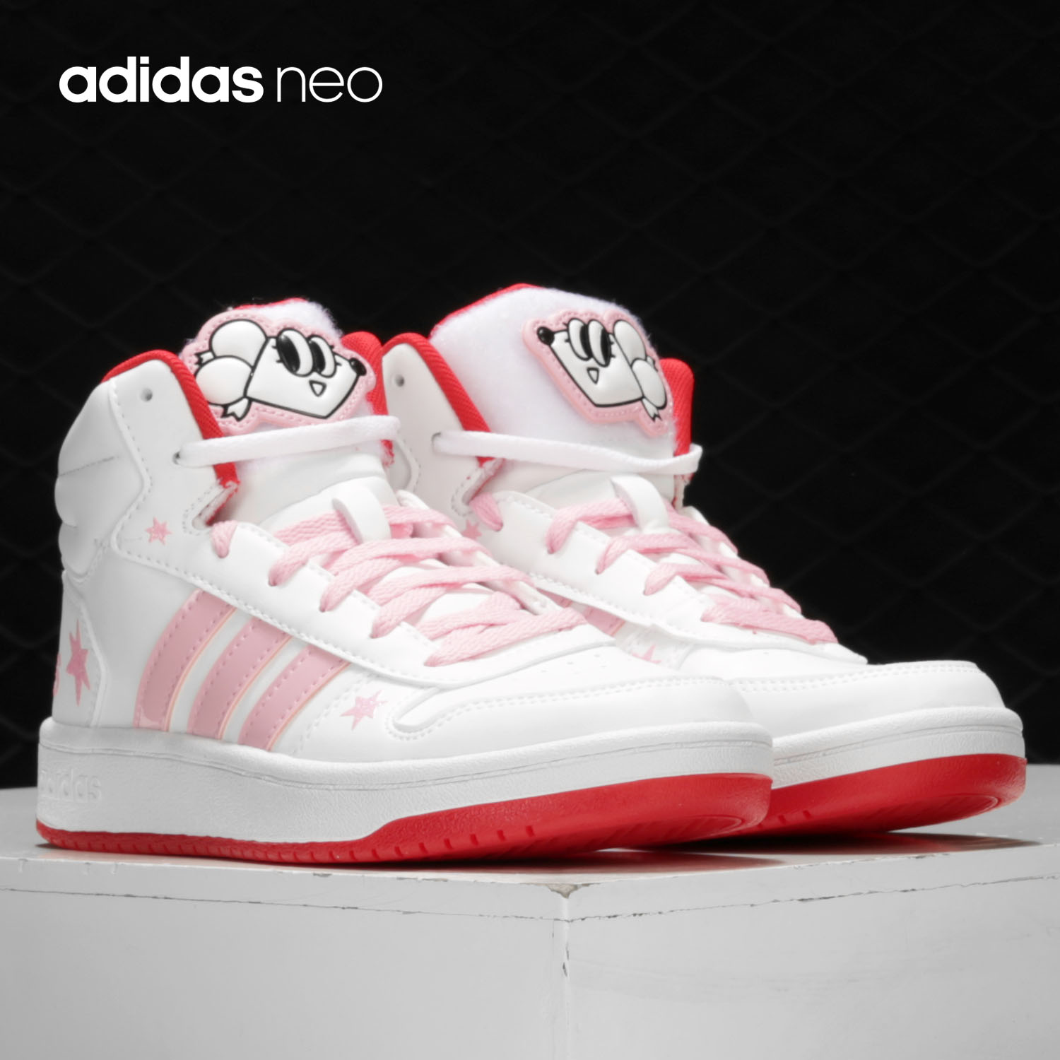 阿迪达斯女子休闲运动鞋