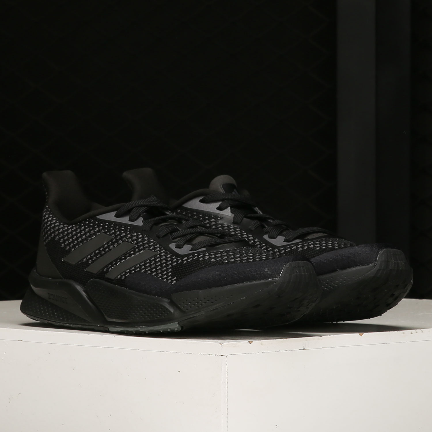 阿迪达斯男女正品跑步鞋清仓特价EG4899 S23665 GX3079