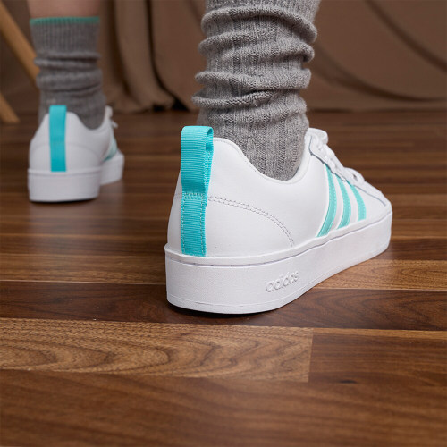 Adidas/阿迪达斯男女低帮板鞋