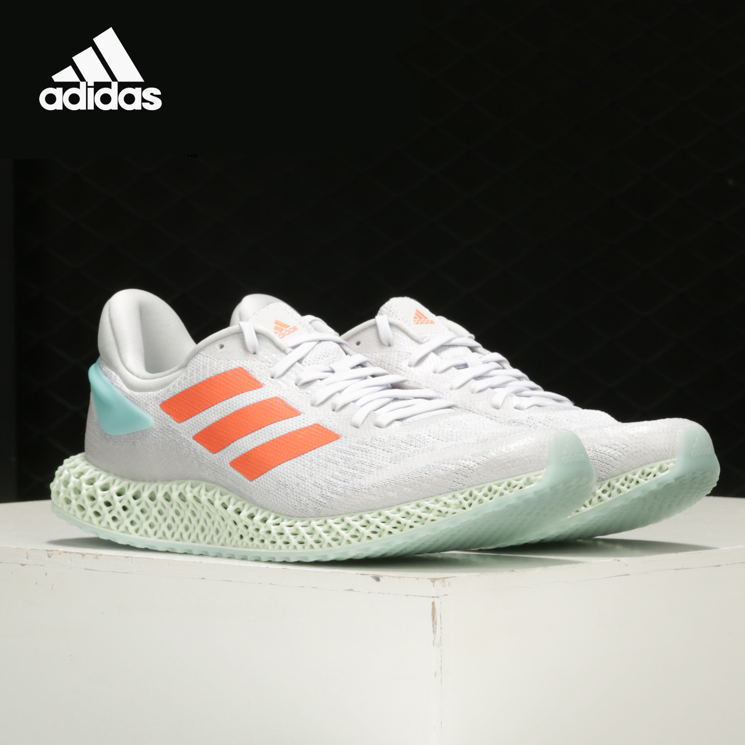 Adidas/阿迪达斯缓震跑步鞋