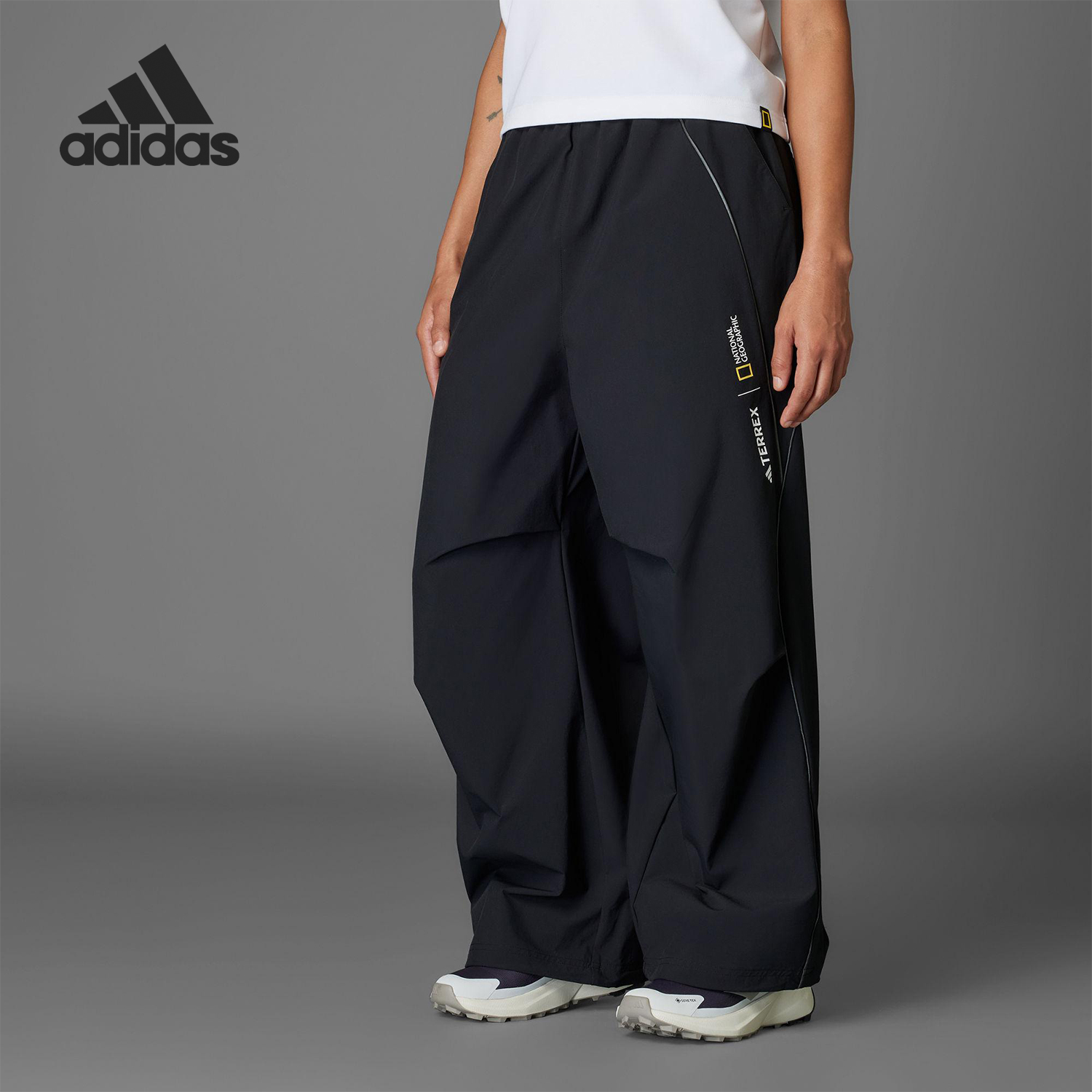 Adidas/阿迪达斯官方正品秋季女士梭织运动休闲宽松长裤JD5847