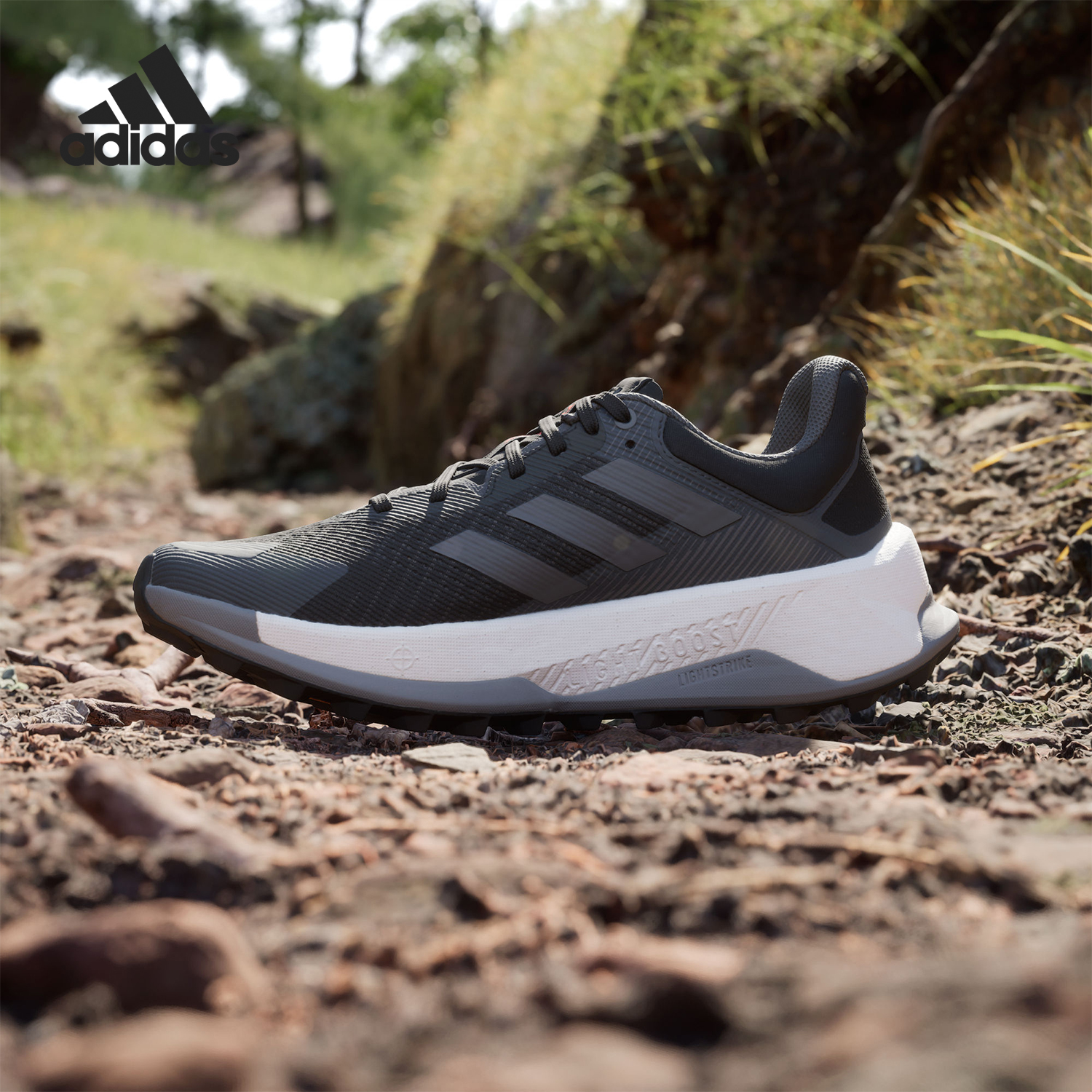 阿迪达斯男士户外越野跑鞋