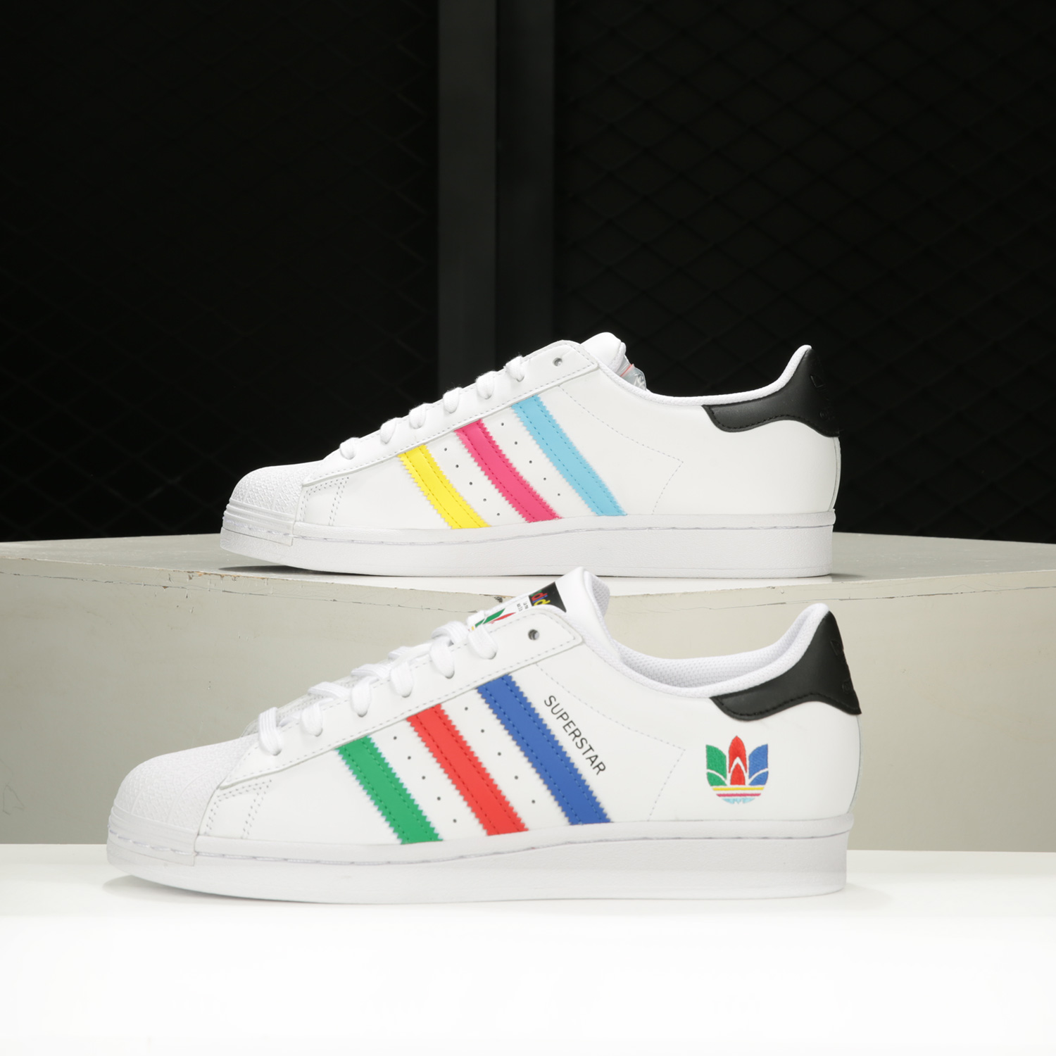 休闲鞋Adidas/阿迪达斯