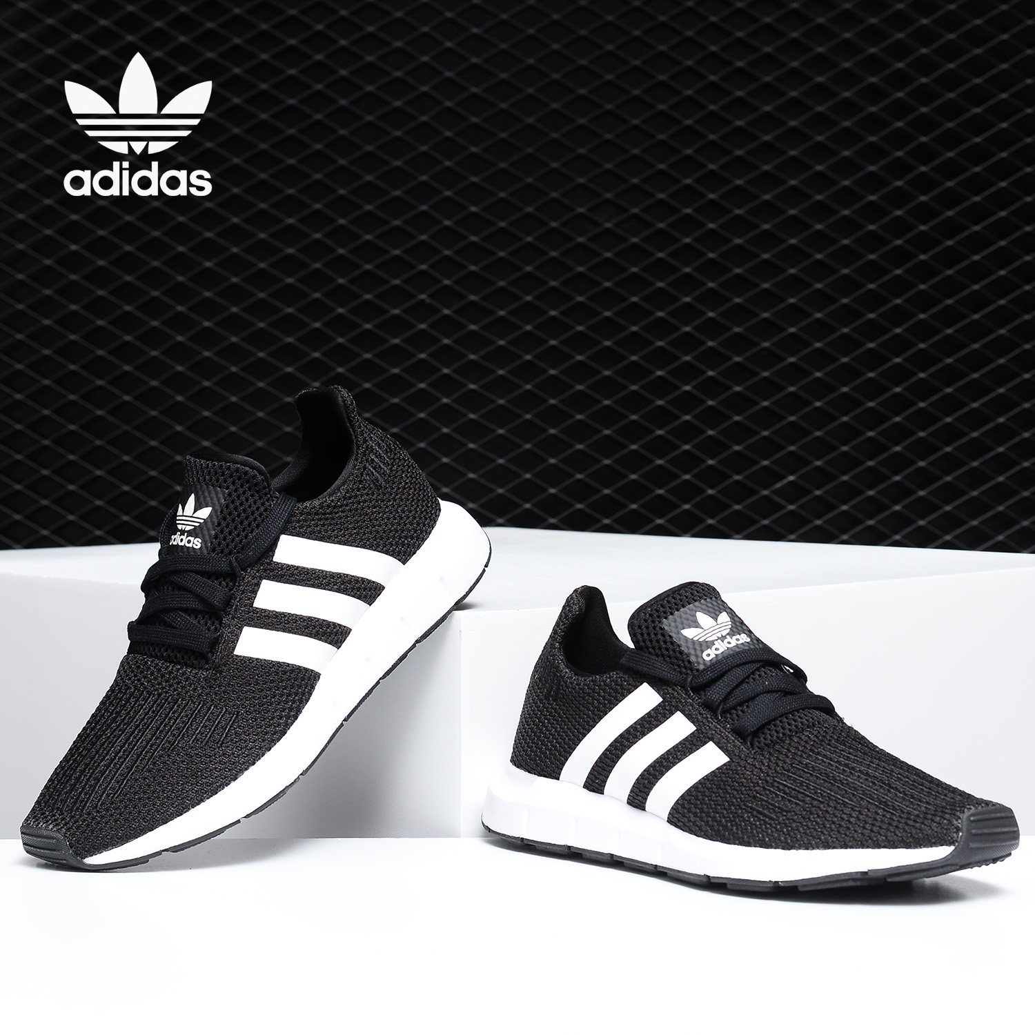 阿迪达斯正品女子跑步鞋