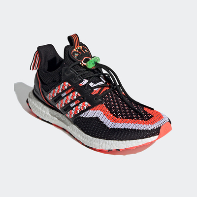 阿迪达斯男女舒适跑步运动鞋