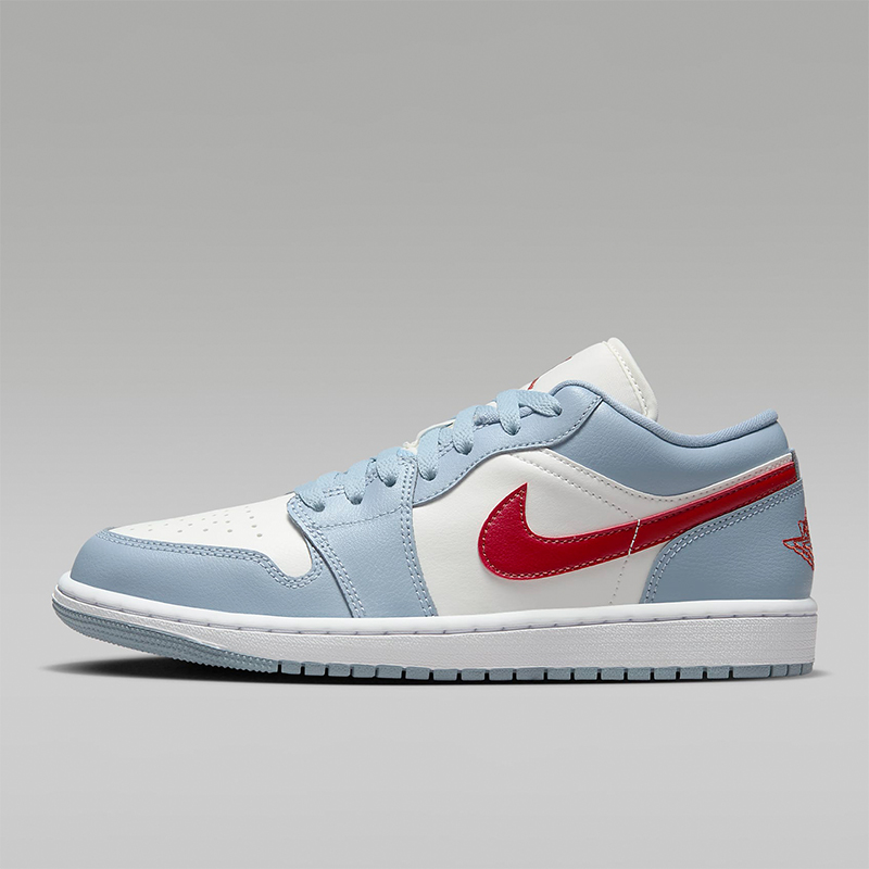 Nike/耐克正品Air Jordan 1 Low 女士舒适运动刺绣板鞋DC0774-164