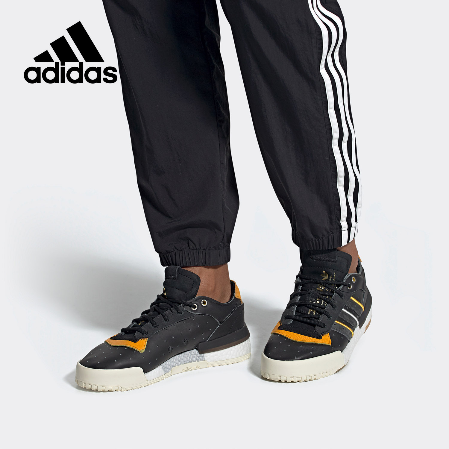 休闲鞋男子Adidas/阿迪达斯