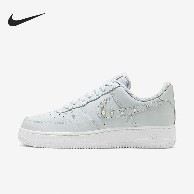 Nike/耐克正品air Force 1 新款女子休闲运动板鞋 DV3810-001