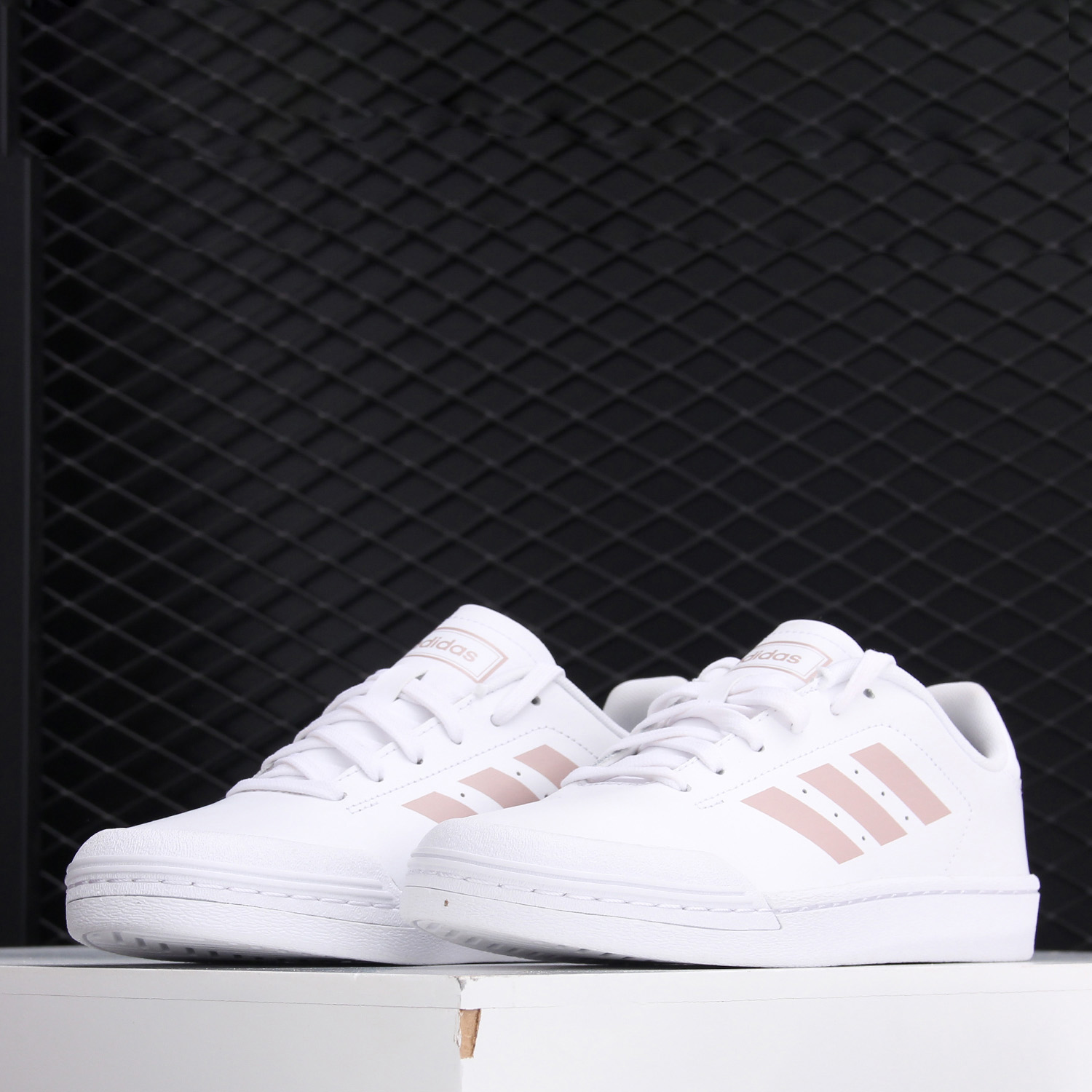 Adidas/阿迪达斯正品 COURT 70S COURT 男女运动生活板鞋CG6732