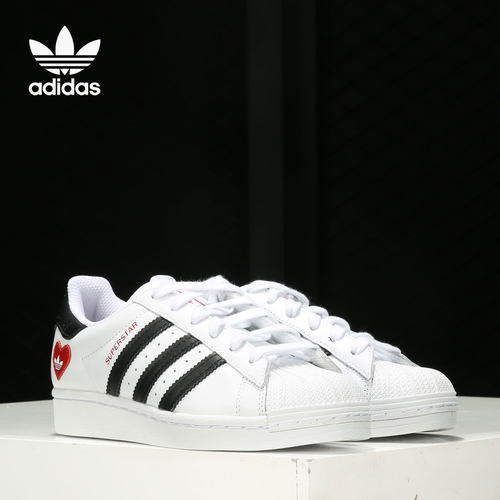 系带板鞋低帮（帮高小于10cm)