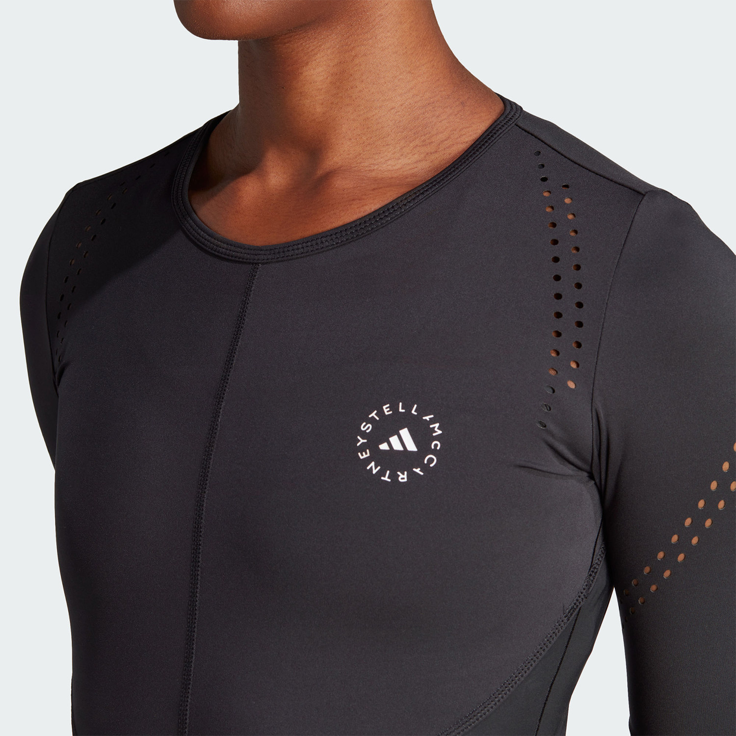 Adidas/阿迪达斯官方正品SMC女士紧身圆领训练运动短袖T恤IB6780