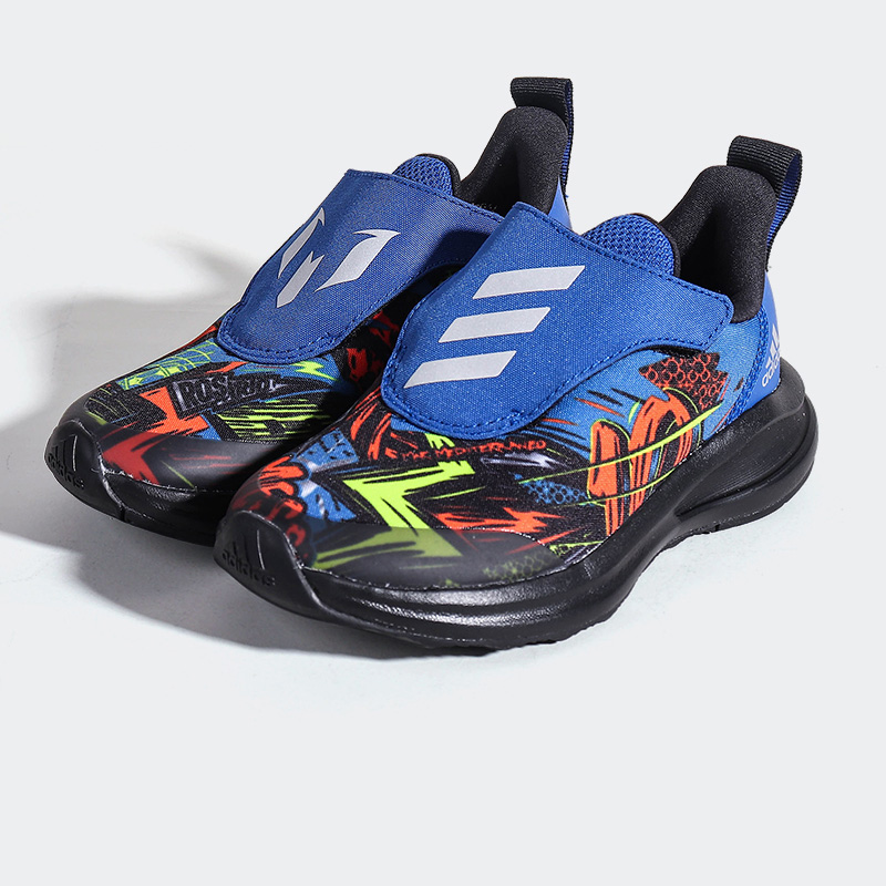 adidas阿迪达斯运动鞋