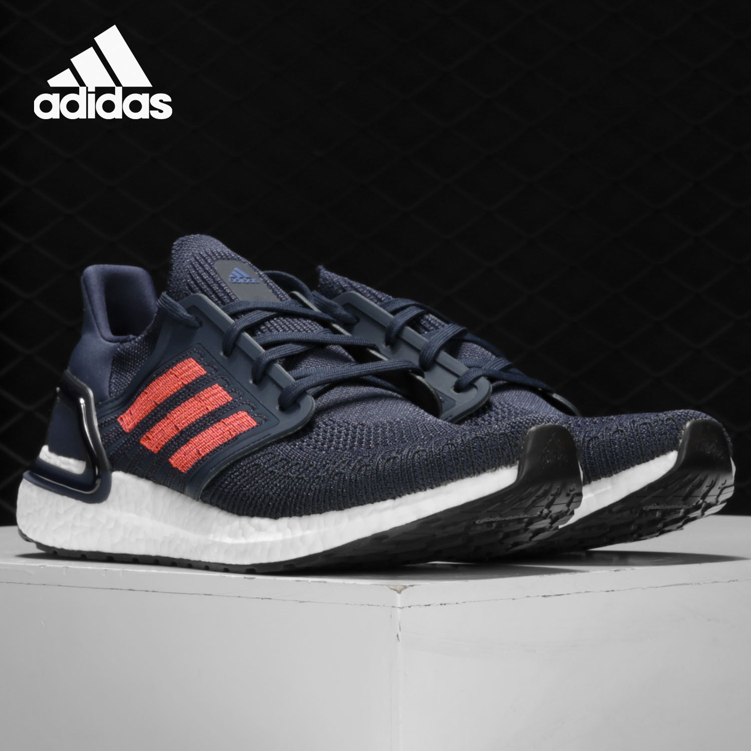 阿迪达斯正品boost跑步鞋eg0693