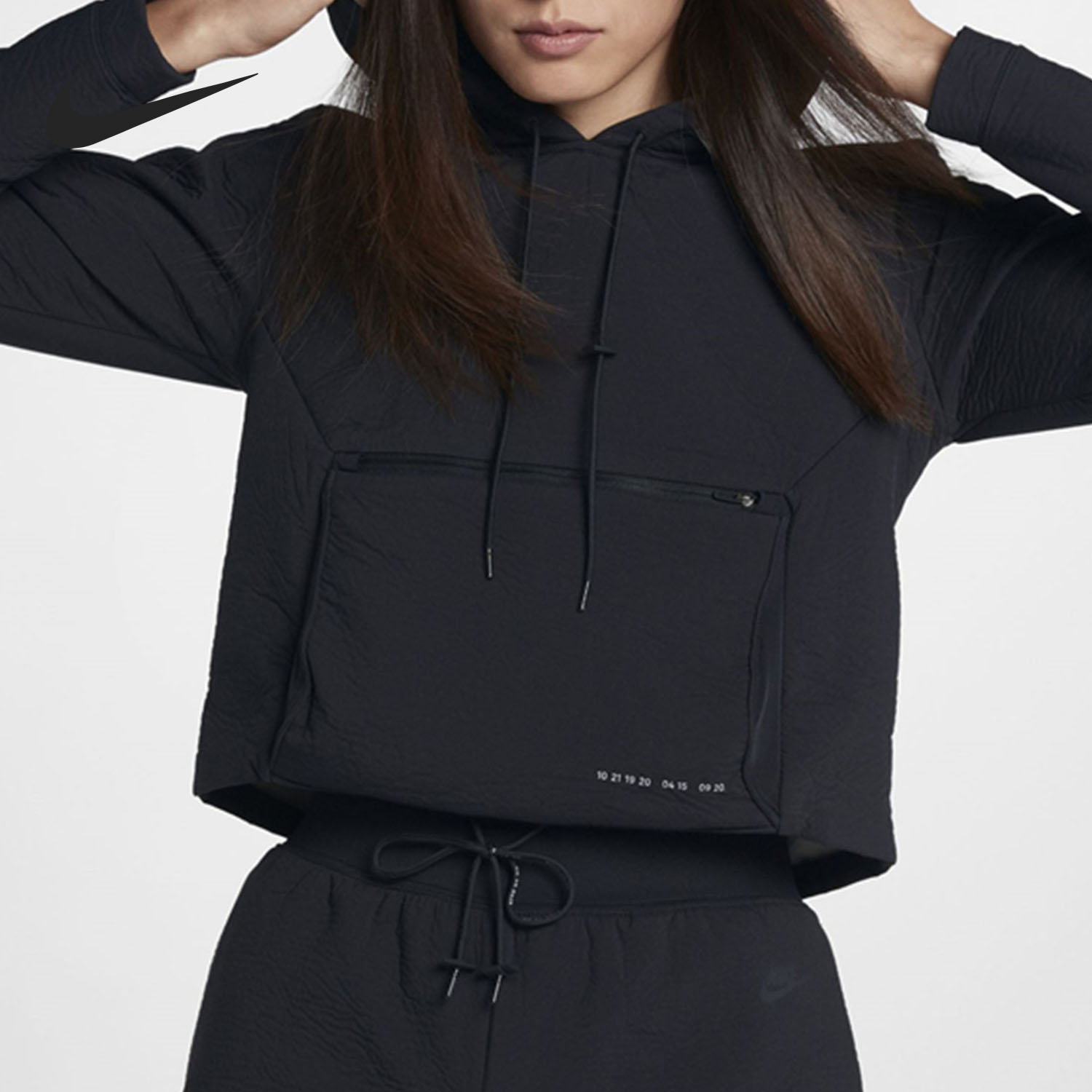 耐克正品女子保暖运动连帽夹克