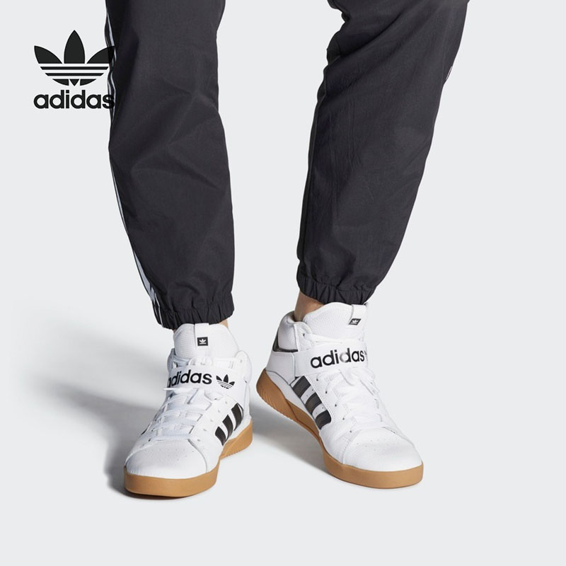 休闲鞋Adidas/阿迪达斯