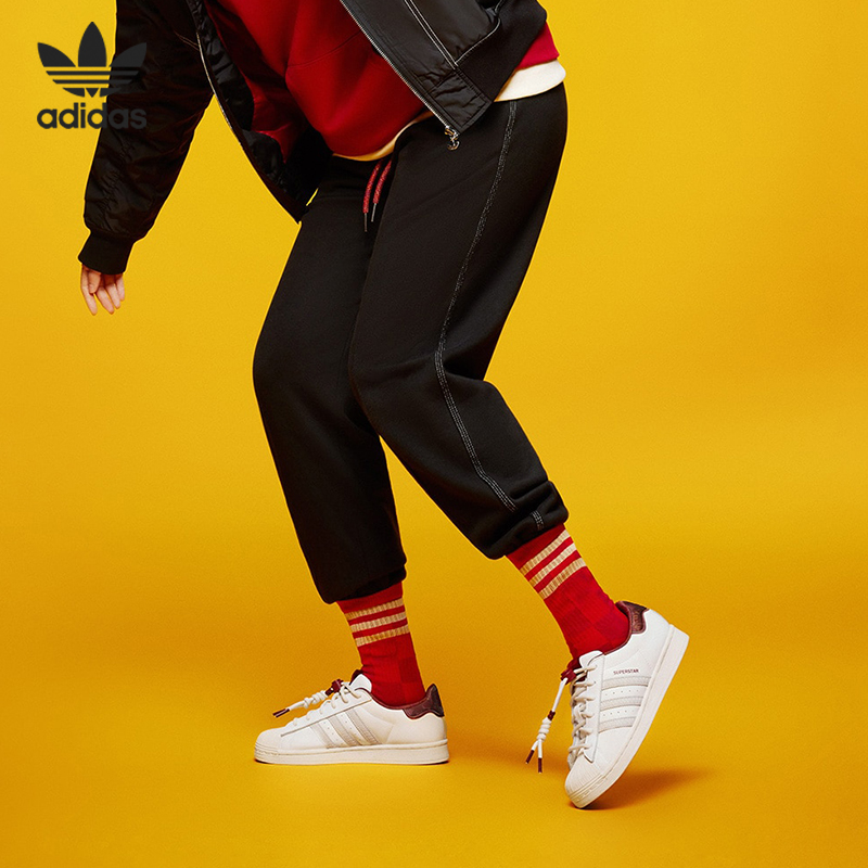 板鞋低帮（帮高小于10cm)