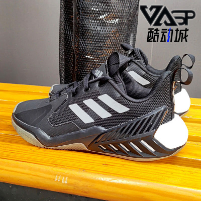 阿迪达斯大童舒适运动鞋