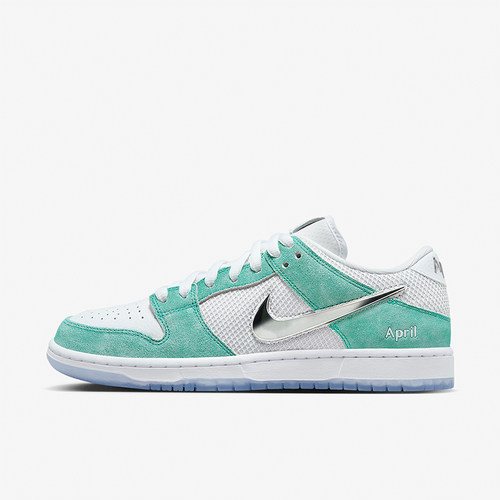 Nike/耐克正品女子低帮板鞋