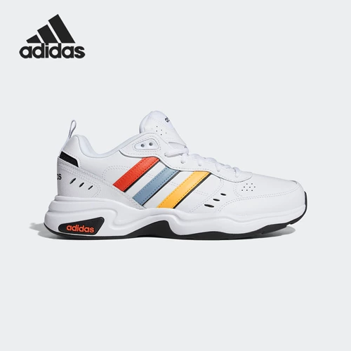Adidas, спортивные легкие беговые кроссовки, тренд сезона