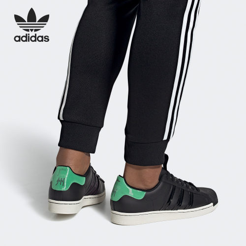 运动鞋Adidas/阿迪达斯