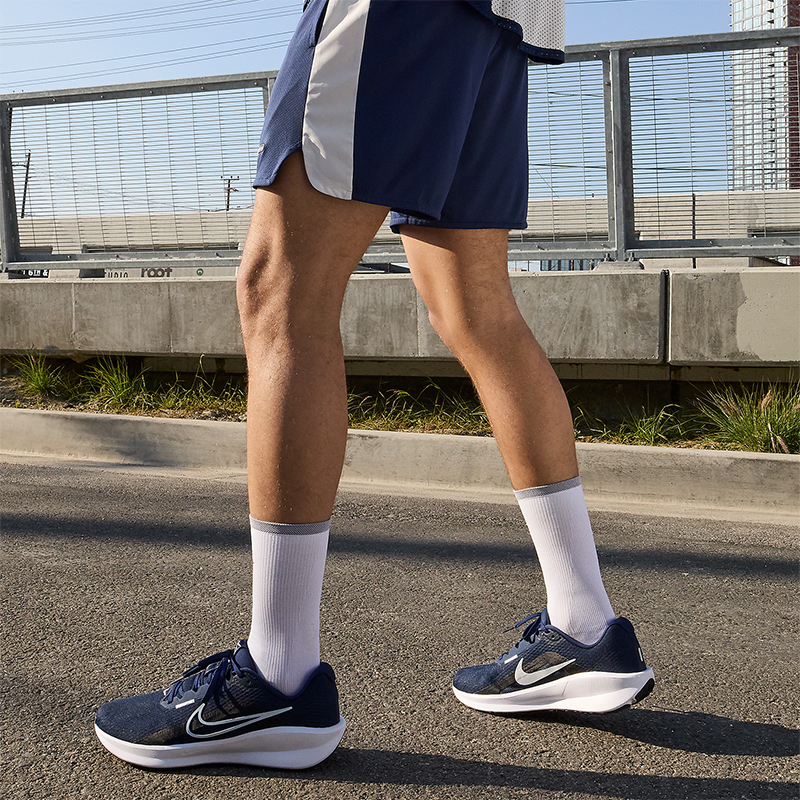 Nike/耐克正品Downshifter 13男士训练轻便经典跑步鞋FD6454-400