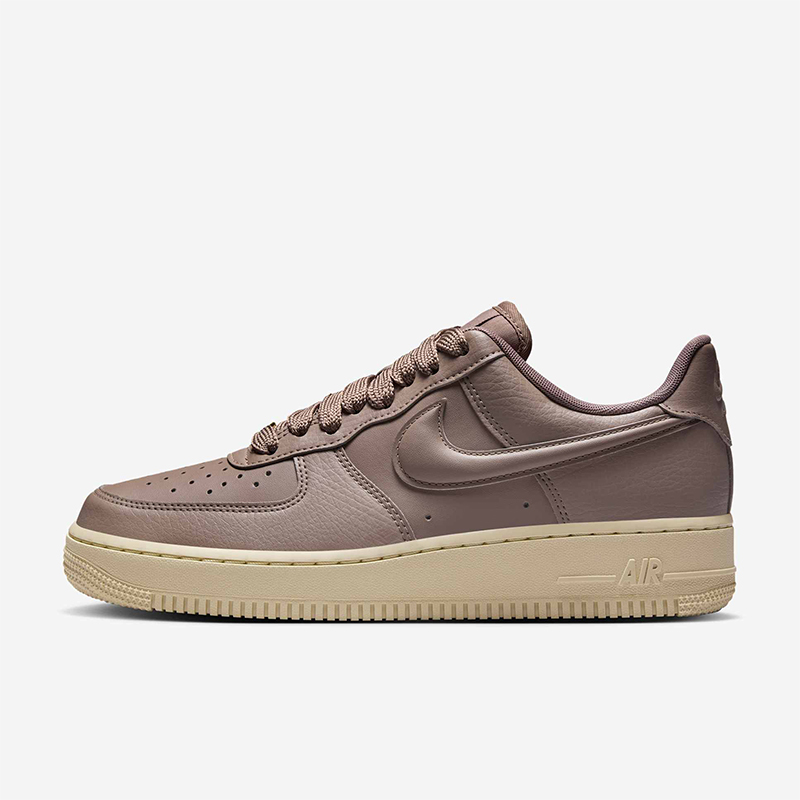 Nike/耐克正品Air Force 1 07女士复古经典运动鞋HF2014-200