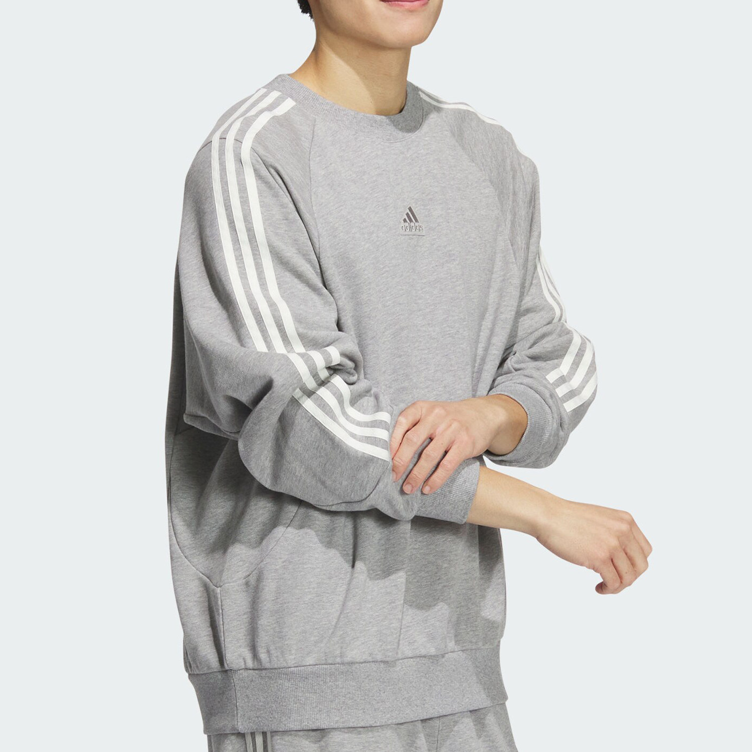 圆领Adidas阿迪运动卫衣/套头衫