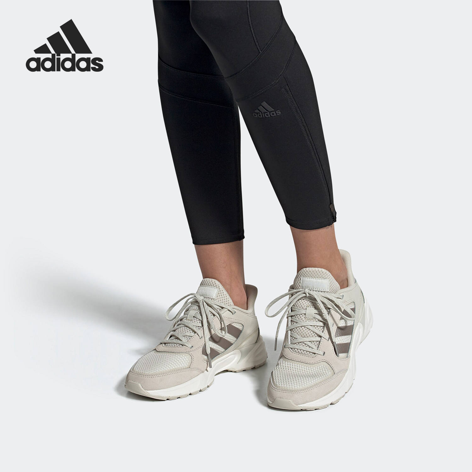 Adidas/阿迪达斯正品当季新款男女运动轻便休闲跑步鞋 EE9908