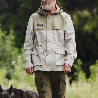 阿迪达斯男士户外防风连帽外套