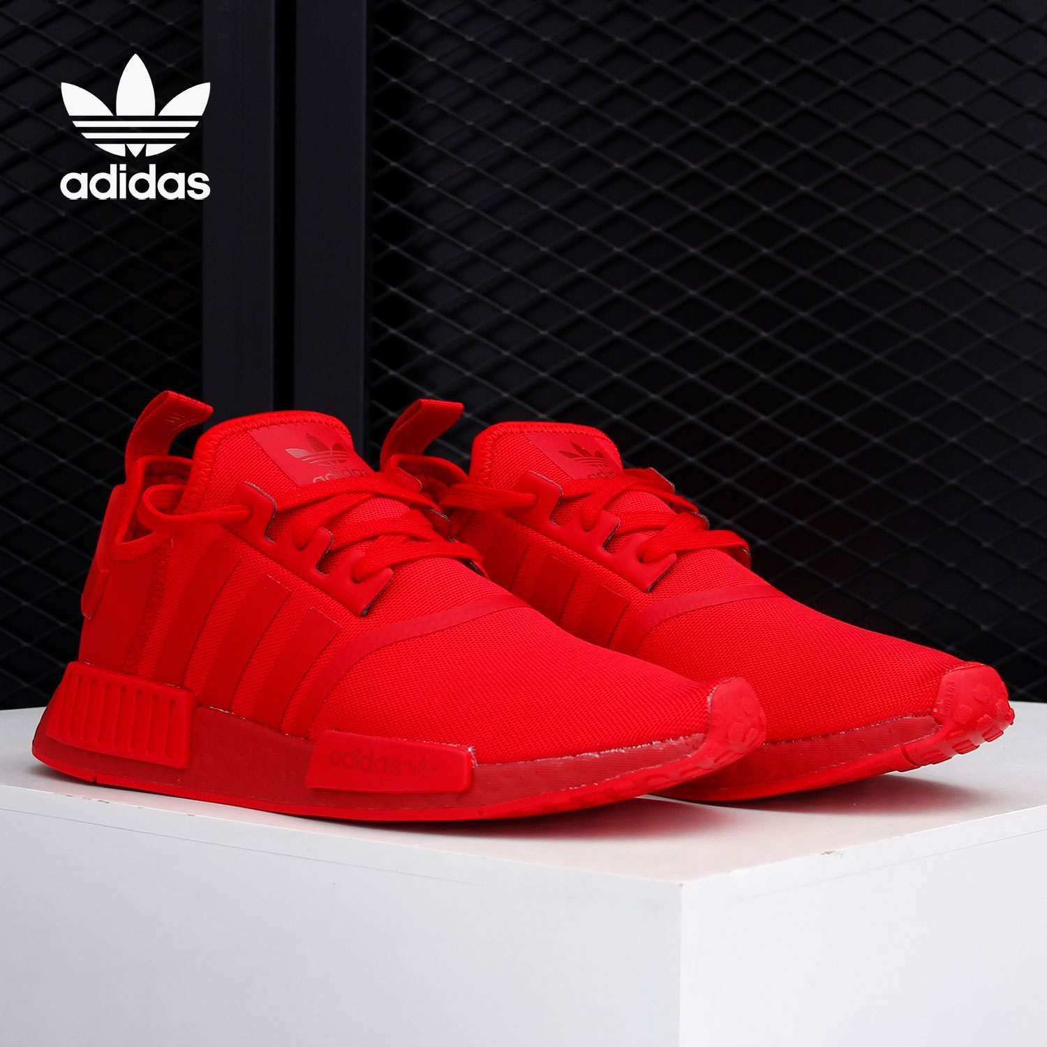 Adidas/阿迪达斯正品三叶草 NMD_R1 男女缓震经典运动鞋 FV9017